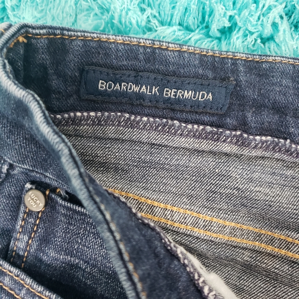 Lucky Brand Boardwalk Bermuda Jean Shorts - Picture 6 of 10